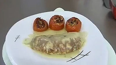 Chipirón con vinagreta de morrón y tortilla de anchoas