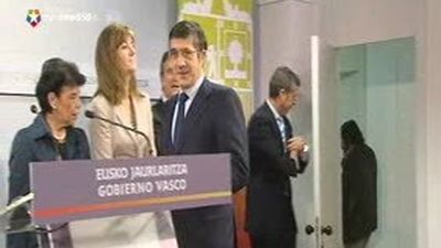López respeta la decisión sobre Bildu y Basagoiti dice que la democracia vuelve a estar expuesta a la imposición de ETA