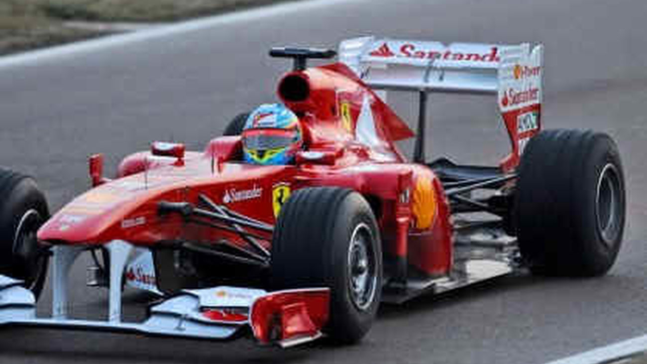 Mejor tiempo para Alonso y accidente de Vettel