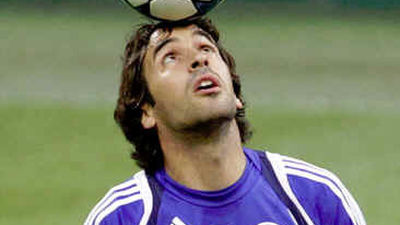 Raúl, el único español entre los máximos goleadores en activo