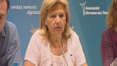 La Comunidad otorga su premio a la Tolerancia a la presidenta de la AVT y a los comerciantes de Sol