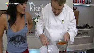 Lomo de merluza con maíz y conejo en salsa