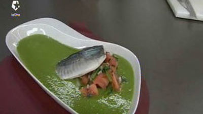 Sopa fría de lima y calabacín