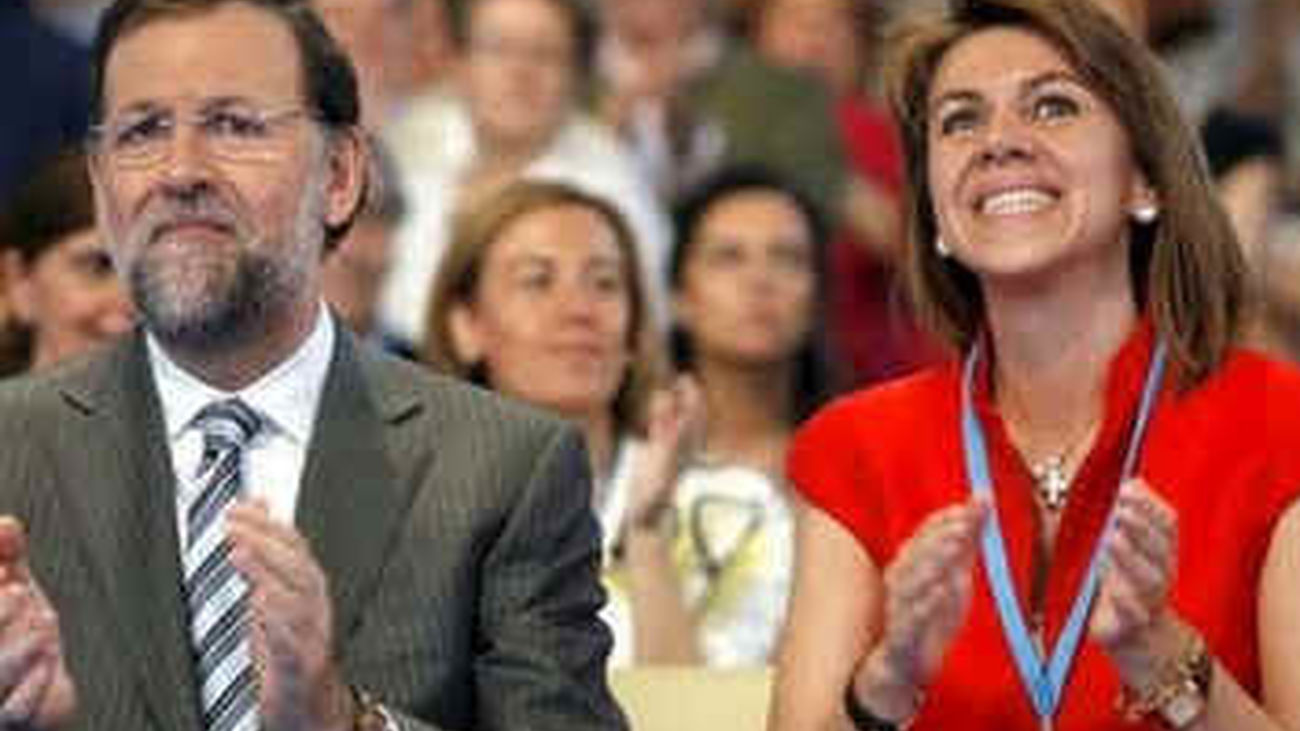Rajoy y Cospedal reúnen a 12.000 personas en la Plaza  de Toros de Toledo
