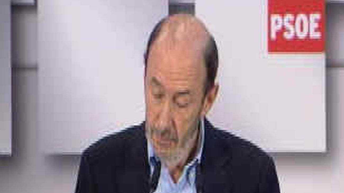 Rubalcaba sobre sus recetas para combatir  el paro: "Como en el cine: próximamente"