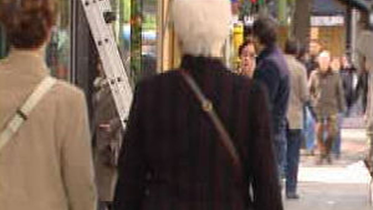 Gente paseando en la calle