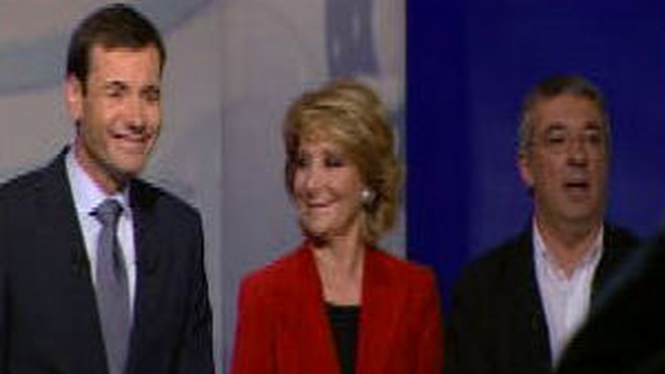 Aguirre acusa a Gómez de querer asustar a los más desprotegidos y éste a ella de poner en riesgo la sanidad