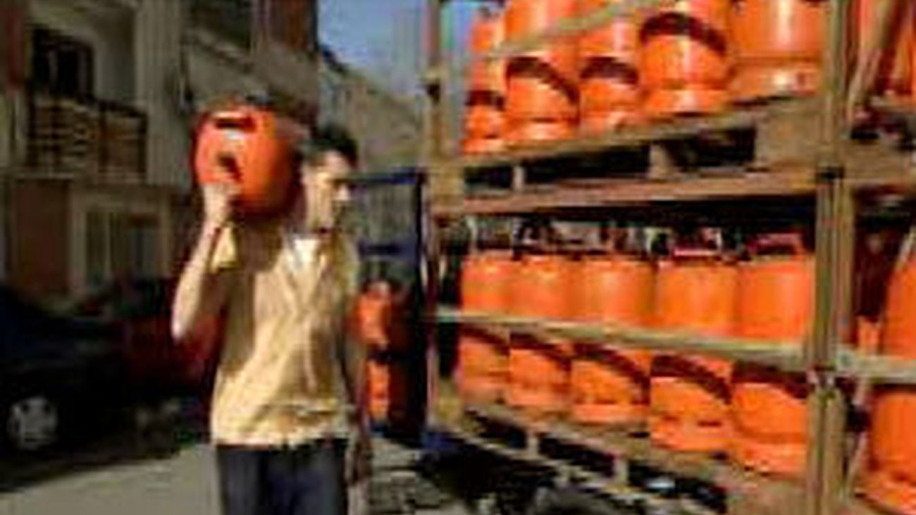 Los butaneros interrumpen este miércoles el reparto de la bombona