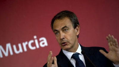 Zapatero anuncia convenios entre el Estado y Murcia para la reconstrucción de Lorca