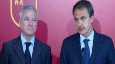 Los españoles puntúan mejor a sus líderes regionales que a Zapatero y Rajoy