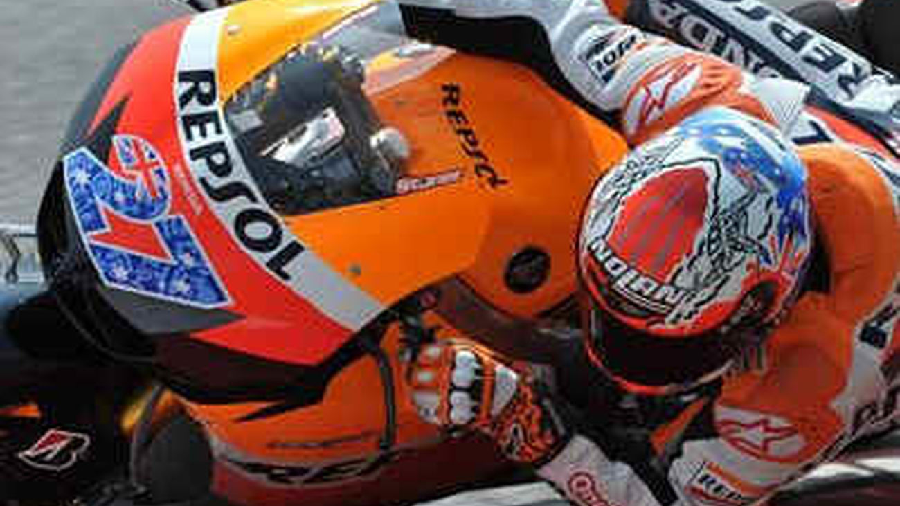 Stoner lidera el festín de Honda