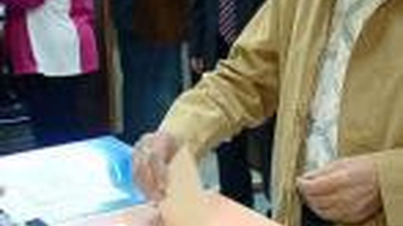 El PP se impone en los feudos socialistas en el 22-M según distintos sondeos