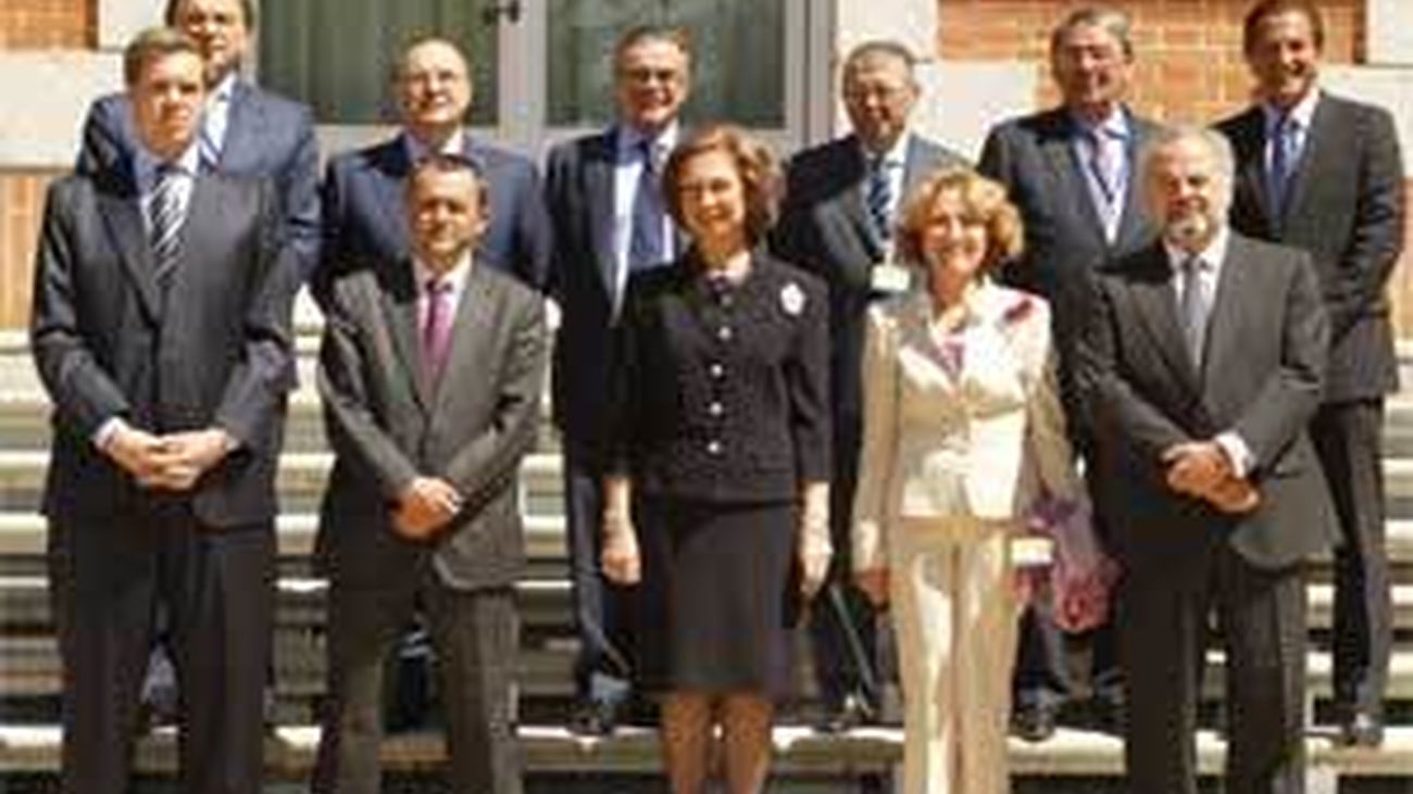 La Reina promueve un "banco de recuerdos" para concienciar ante el alzhéimer