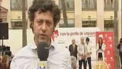 Cayo Lara afirma que las protestas de indignados  "va a ayudar a cambiar  la historia"