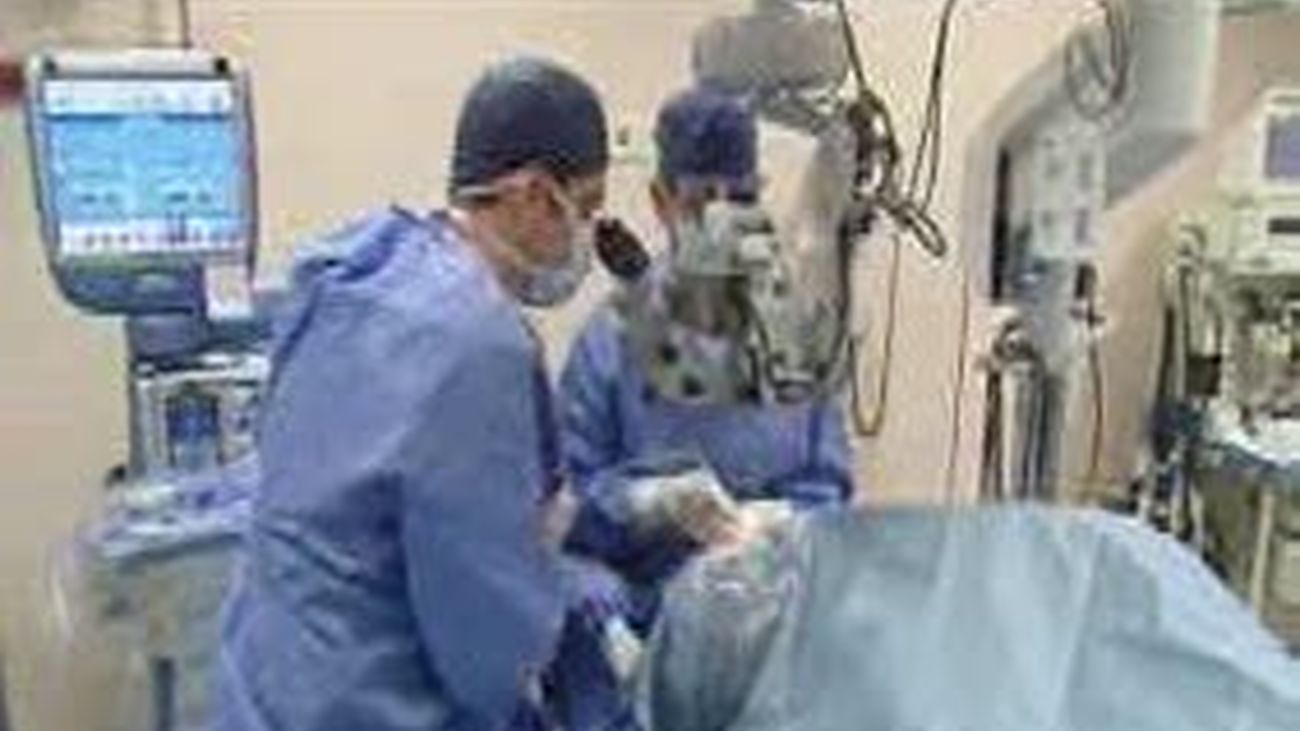 El alzheimer podrá diagnosticarse en el cristalino del ojo