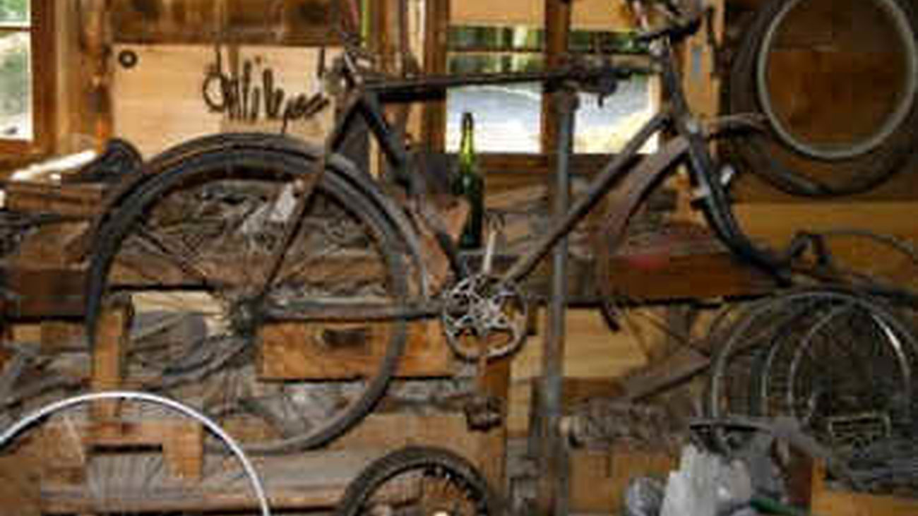 Bicicletas viejas para personas sin