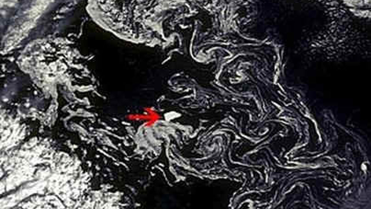 Un enorme iceberg, captado desde el espacio en el Mar de Labrador