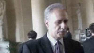 Dimite un secretario de Estado francés acusado de agresión sexual