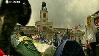 Comerciantes y vecinos denuncian la insalubridad del campamento de Sol