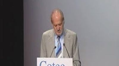 El Rey insta a promover innovación para poder recuperar empleo con urgencia