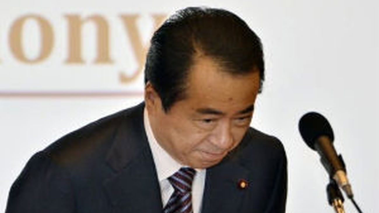 El primer ministro japonés,  Naoto Kan, supera la moción de censura de la oposición