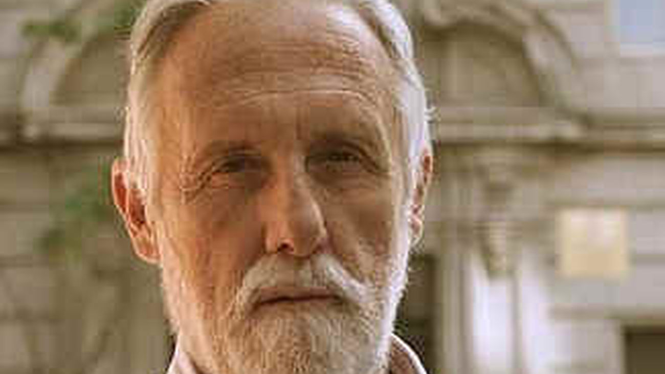 El recién llegado Luis de Velasco (UPyD) encabezará la Mesa  de Edad