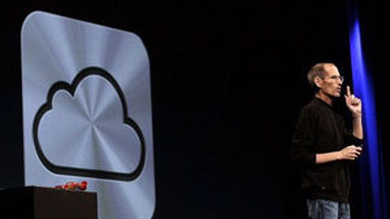 Steve Jobs, consejero delegado de Apple, durante la presentación de iCloud
