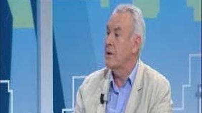 Lara reafirma el compromiso de IU de no permitir gobiernos del PP