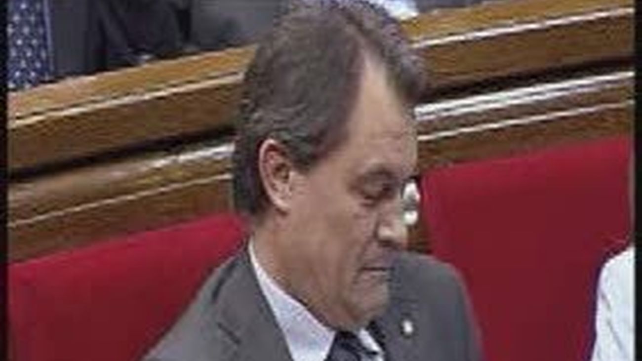 Moody's cree que Cataluña lastra la economía española