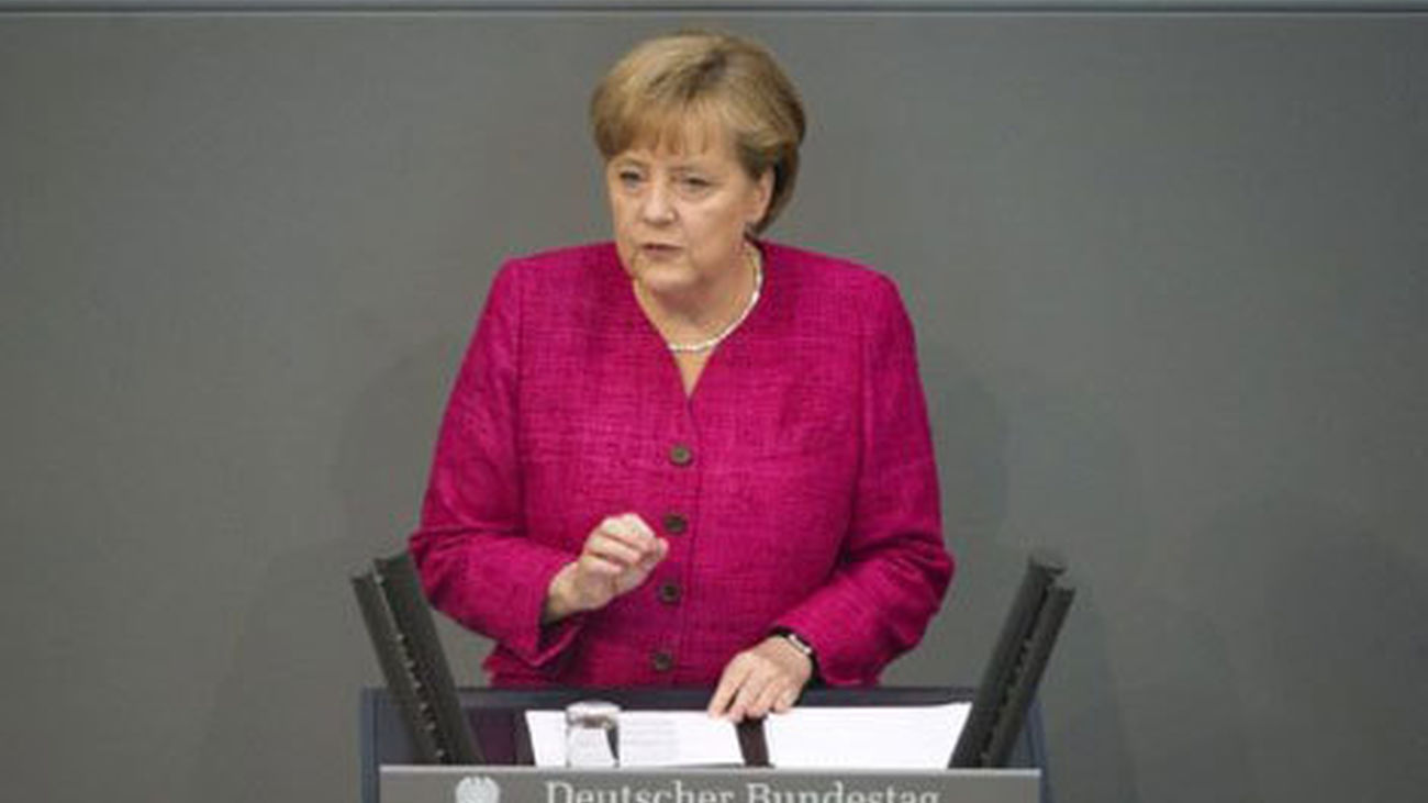 Merkel defiende su gestión de la crisis de la E.coli