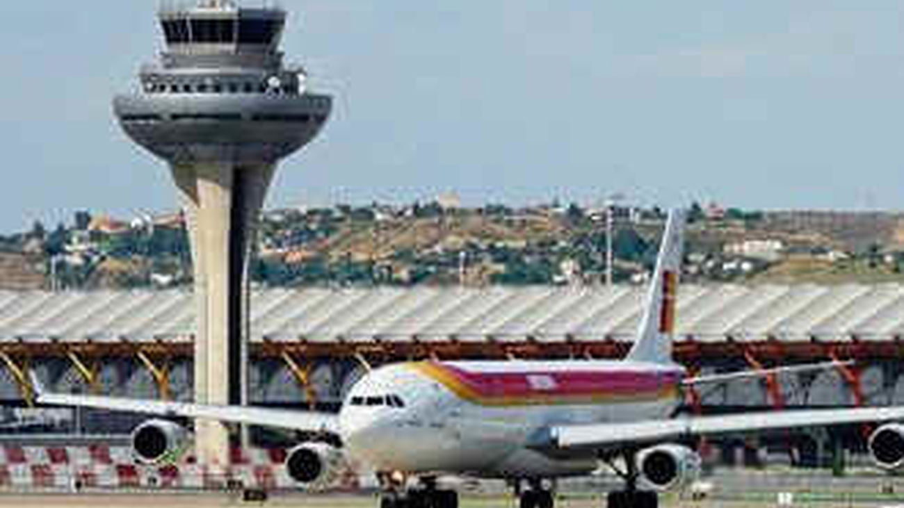 Un pasajero se desnuda y provoca el retorno del vuelo a Barajas
