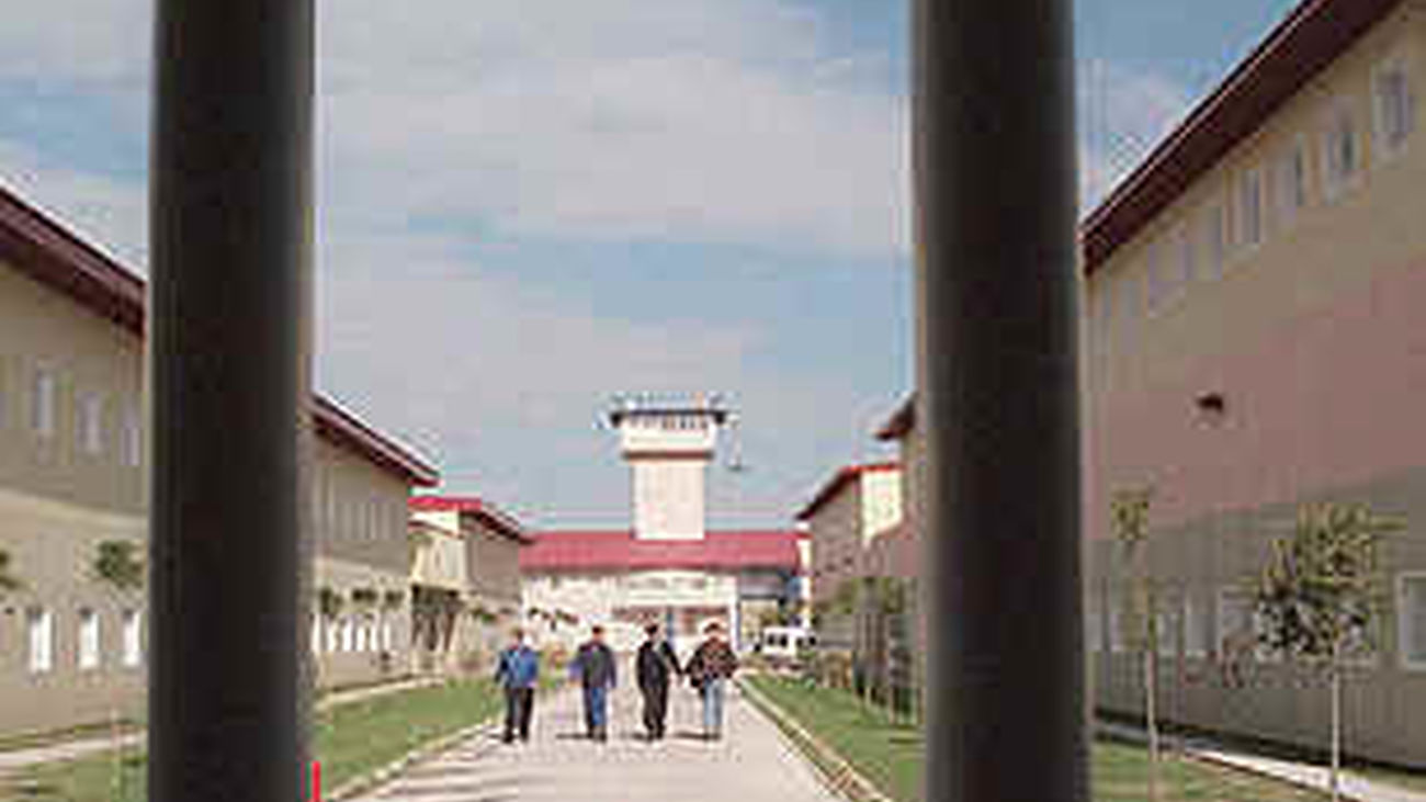 Dos presos destrozan el mobiliario de la cárcel de Aranjuez