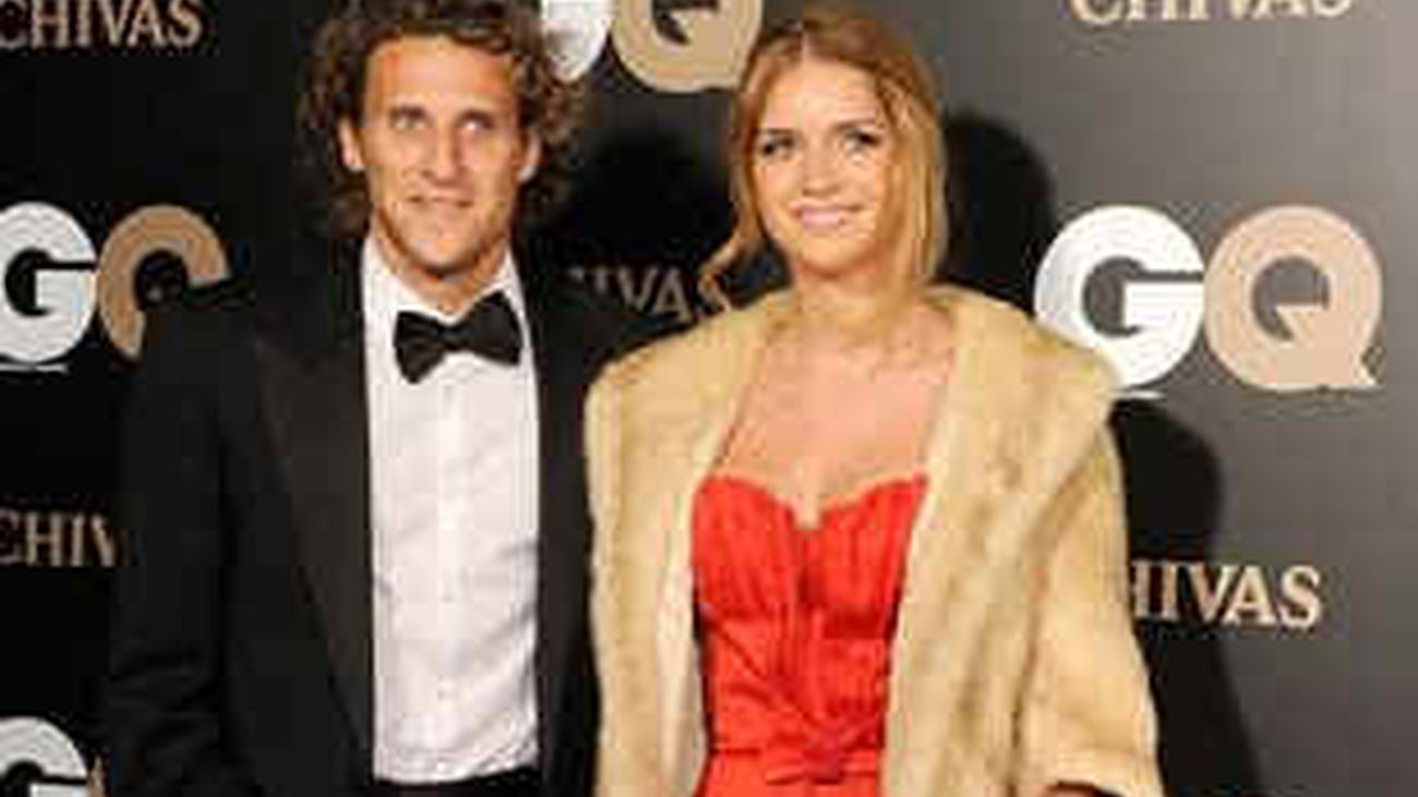 La novia de Diego Forlán anuncia que no se casará con él