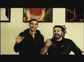 Huecco canta y juega al fútbol en Telemadrid