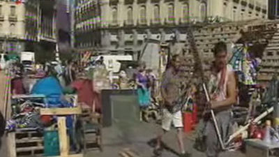 Los 'indignados' abandonan Sol