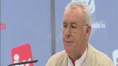 Cayo Lara recomienda abrir expediente en los casos donde se facilitó la alcaldía al PP