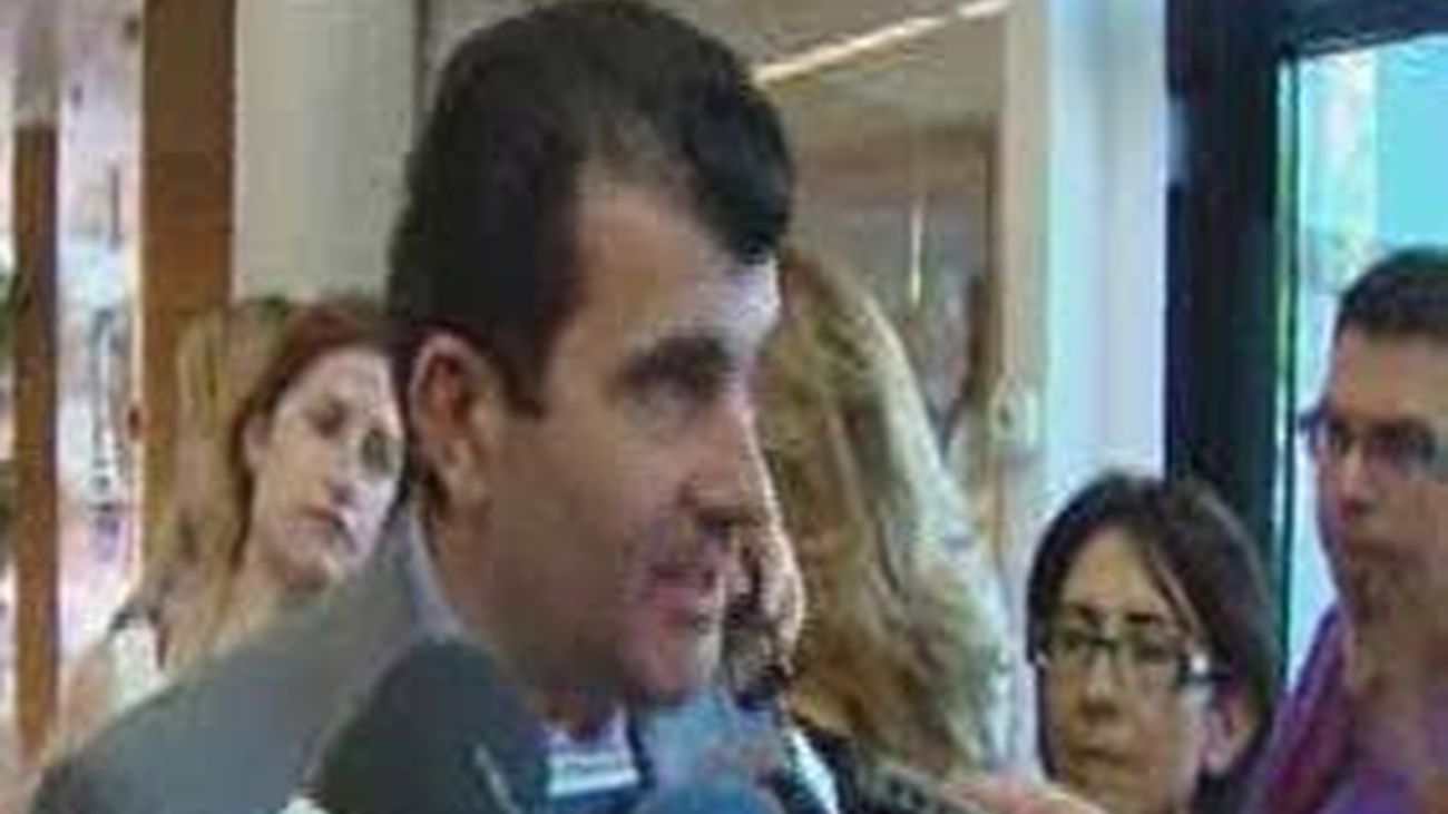 Alcaldes madrileños muestran su respaldo a la propuesta de Aguirre para evitar duplicidades