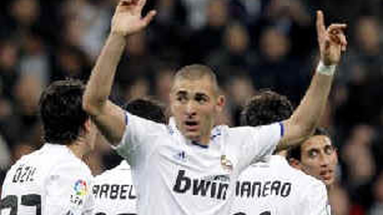 Multa a Benzema por conducción temeraria en Ibiza