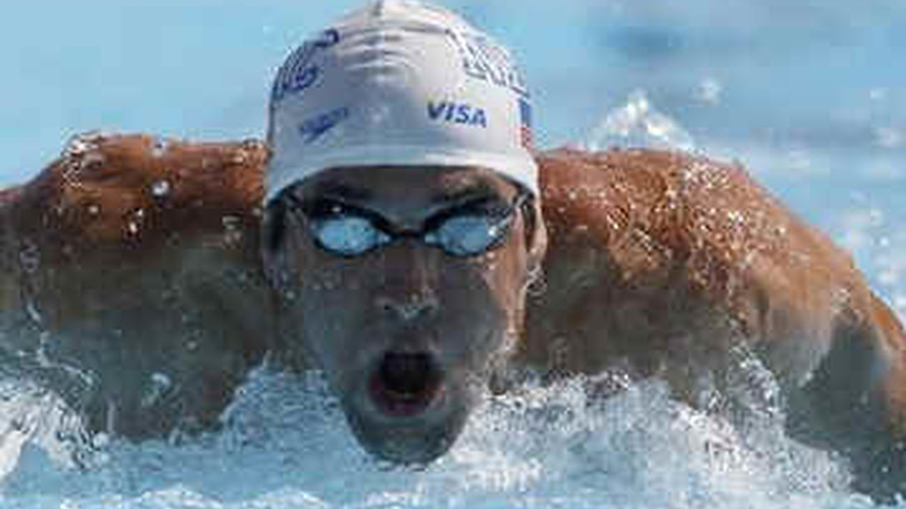 Phelps prueba el sabor de la derrota