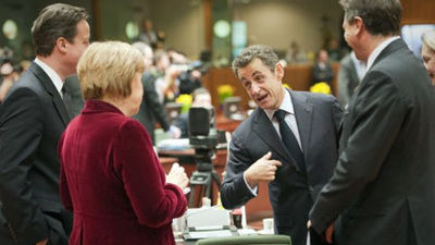 La UE presiona a las fuerzas políticas griegas para que acepten las nuevas medidas