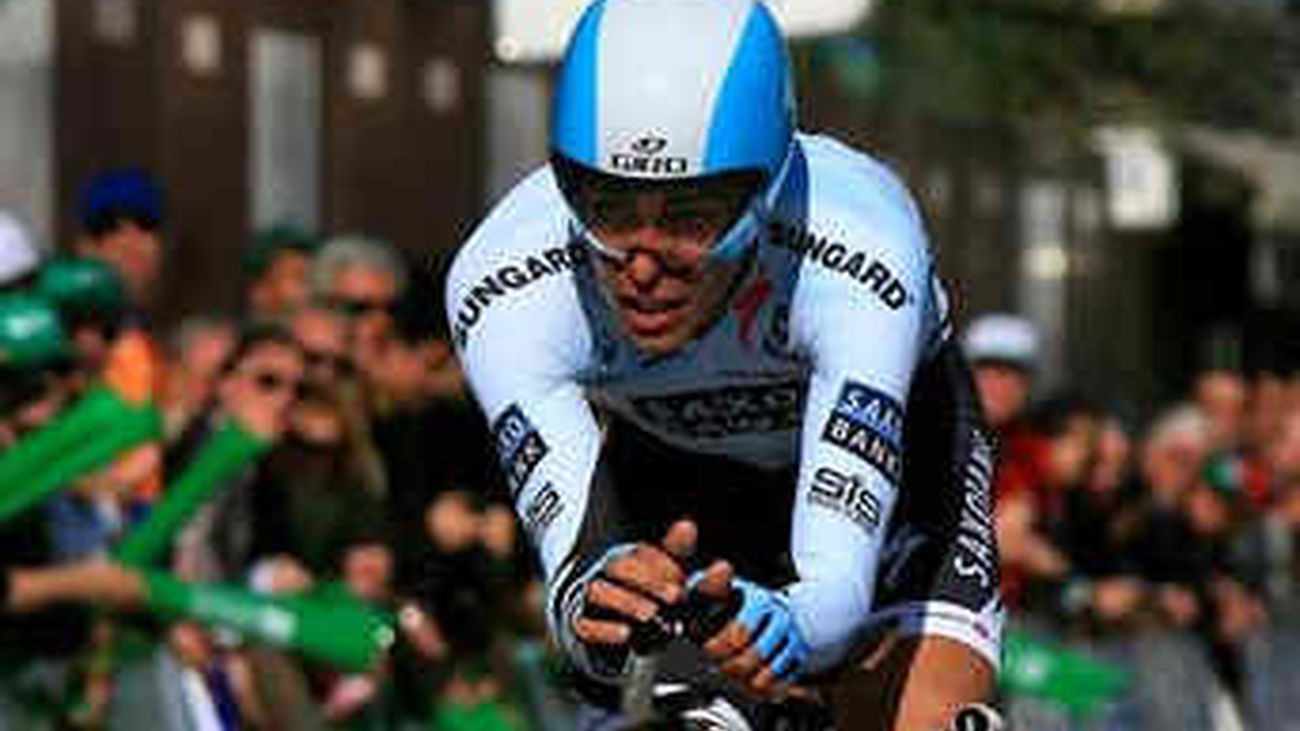 Contador mide su estado de forma para el Tour en la crono
