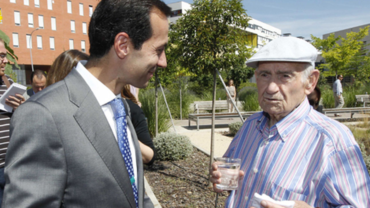 Los 32 centros de mayores cuentan ya con 361.000 socios en toda la región