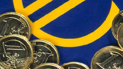 El BCE dice que la banca está mejor que en 2008 y que seguirá comprando deuda pública