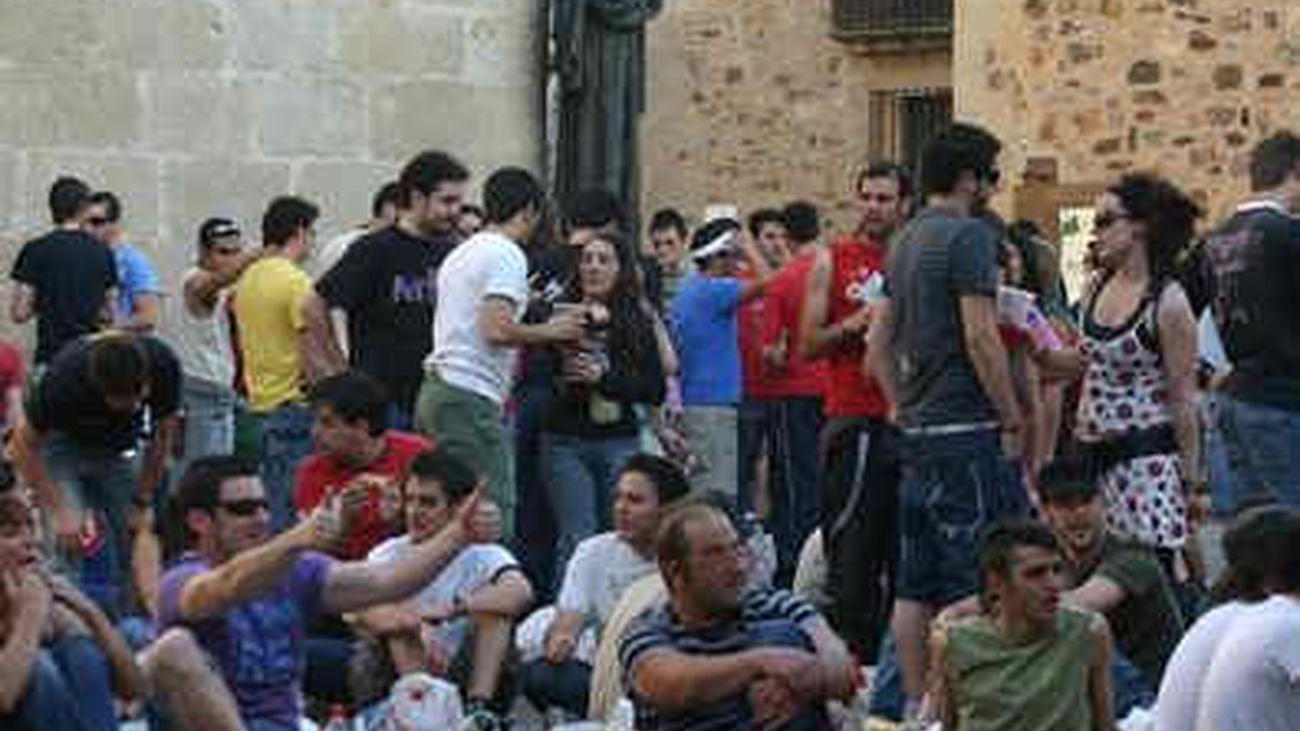 Tres de cada cuatro universitarios abusan del alcohol