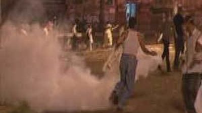 Más de mil heridos en choques entre manifestantes y policías en el centro de El Cairo