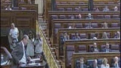 La protección de los hipotecados y el crédito centran las propuestas de resolución de los grupos