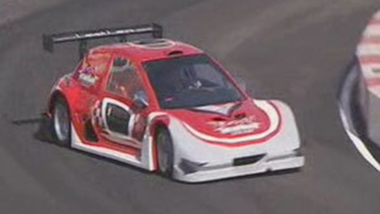 Trompos en el Calderón