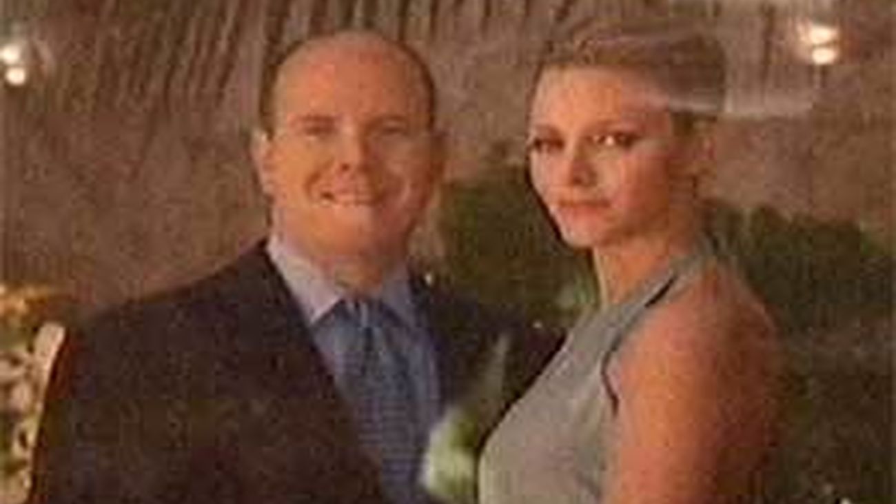 Alberto II de Mónaco y Charlene Wittstock ya son marido y mujer, tras la ceremonia civil