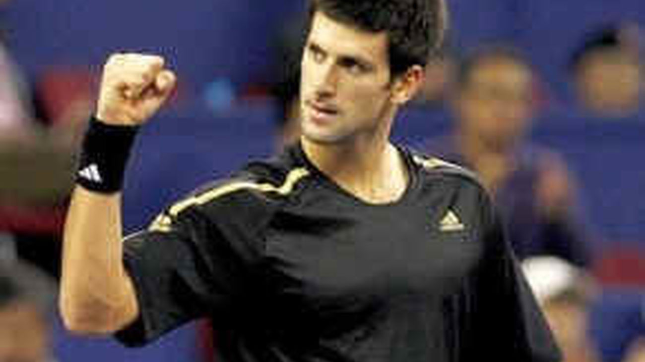 Djokovic jugará su primera final de Wimbledon y se asegura el número uno