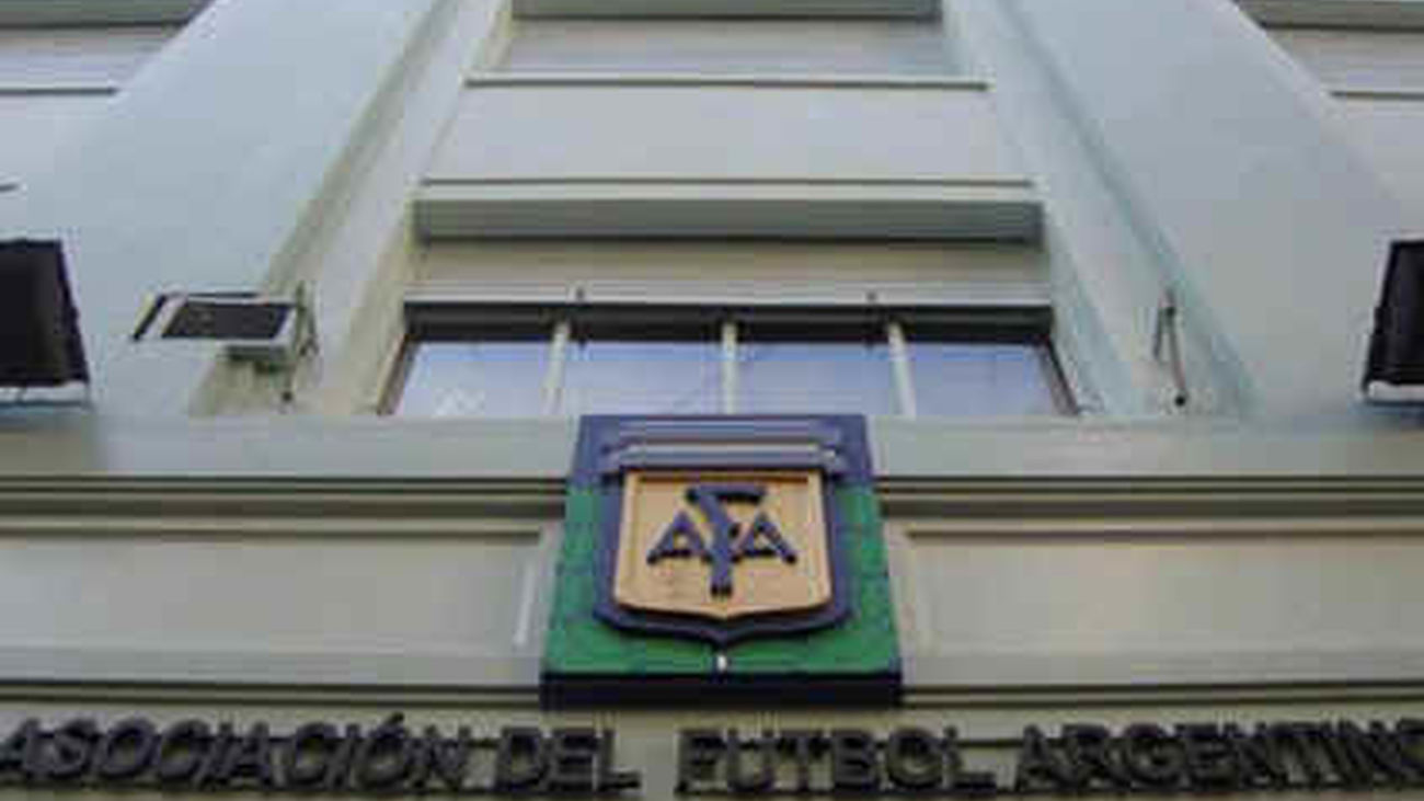 Una amenaza de bomba provoca el desalojo de la sede de la Asociación de Fútbol Argentino